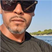 Vuoi sapere istaurare e capire conversazioni in  spagnolo? Qua per esserti d'aiuto